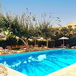 Domenica Apartments