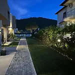 Limoncello Villas