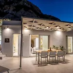 Theasis Luxury Cave House, With Sea & Cave View