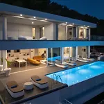 Villa Anax