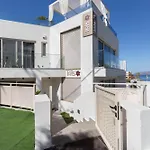 Villa Iris, Beachfront, With Jacuzzi, Up To 9 Guests, Mpali Beach, Rethymno!