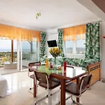 Luxury Apartment