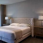 Pelagos Suites Hotel & Spa