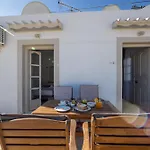 Hesperia Apartments