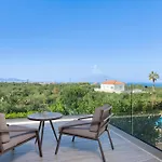 Akea Villas