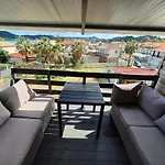 Mastora Seaside Loft