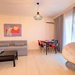 Beautiful Apartment In Glyfada Center