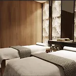 Este Elegant Suites & Villas