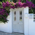 Manolis\' House