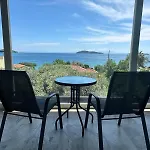 Roula\'S House On The Beach