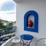 Psaras Apartments