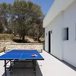 Nomadic Villa
