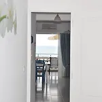 Parianna Apartments