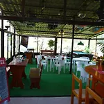 Rose Garden Hotel