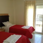 Hotel Maravelias