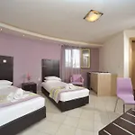 Island Beach Bamboo (Adults Only)