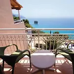 Golden View Resort Sinarades