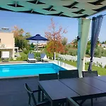 W Pool Villas Halkidiki