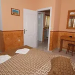 Anna Apartments & Studios