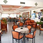 Lenaki Apartments