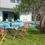 Filerimos Garden Villa