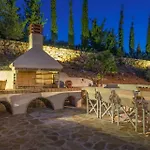 Villa Harmonia R245