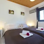 Minas Villa