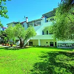 Faros Apartments