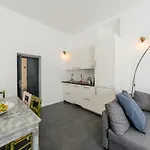 The Luna Suite