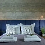 Seafront Apartments By Myseasight