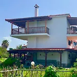 Villa Fourka 2 On The Beach