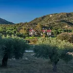 Parea Kalamitsi