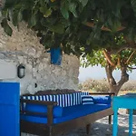 Karavos View - An Artists\' Hideaway Paradise