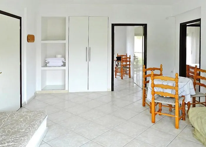 Ioli Apartments