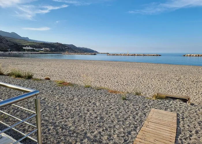 Amoutsa Seaside Villa