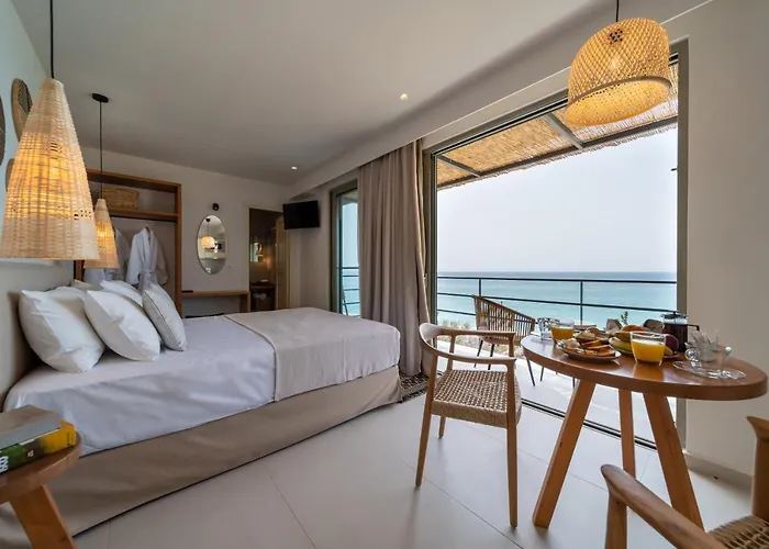 Thea Suites