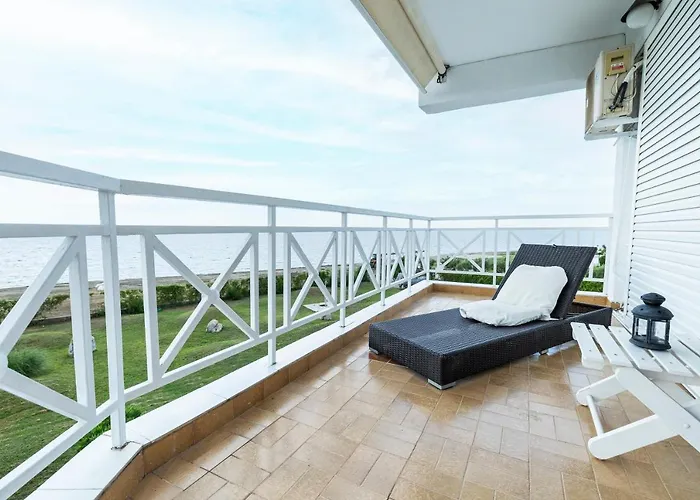 Delmare Dom Seafront Villa