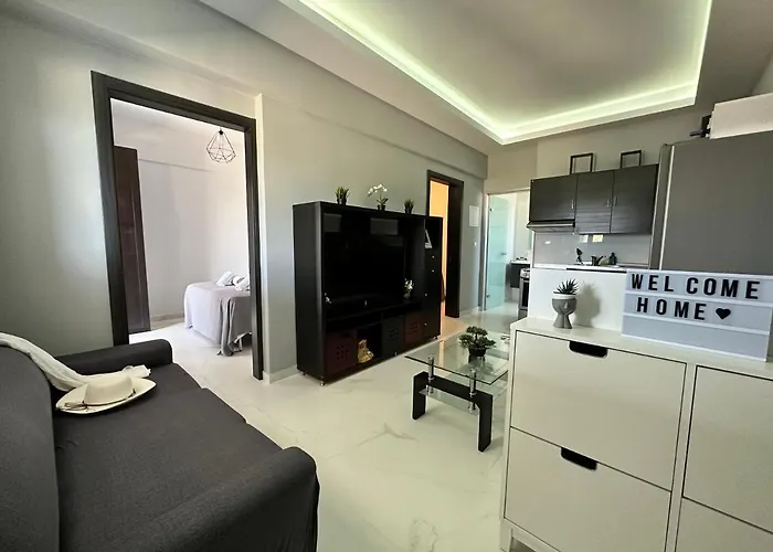 Nisos Family House