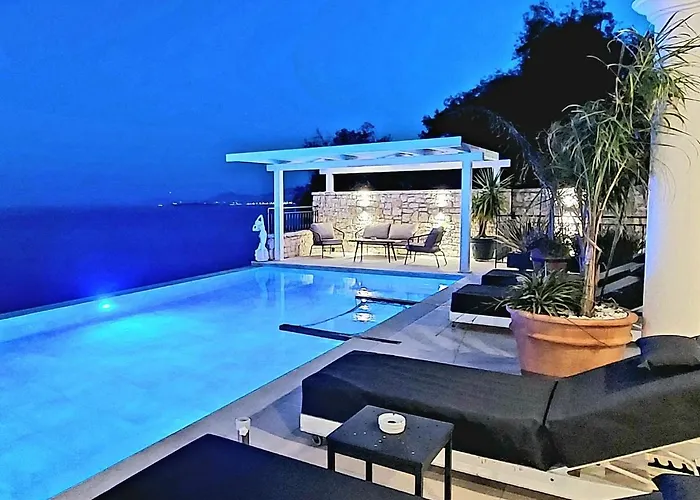 Aquamarine Villa