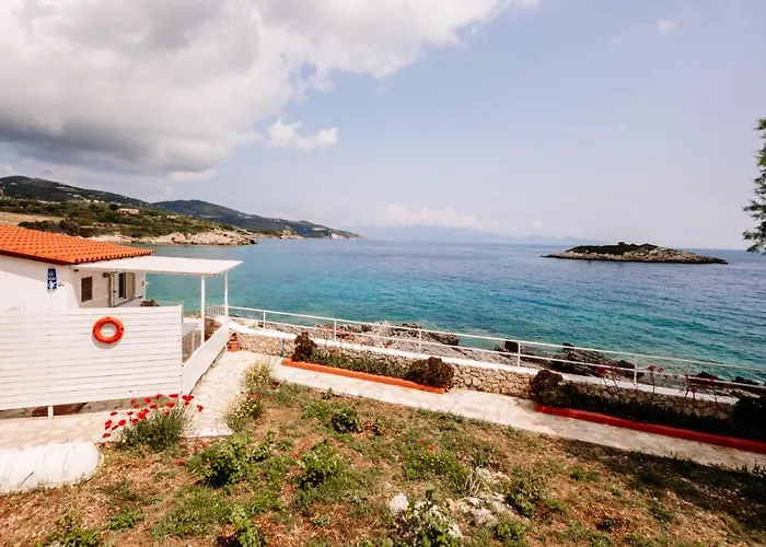 Floreika Studio By The Sea