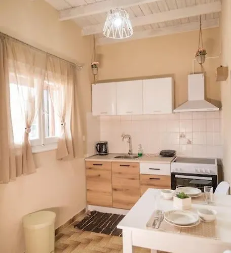 Lydia\'S House