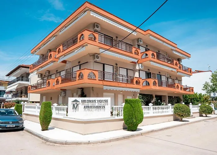 Milonas House Apartments