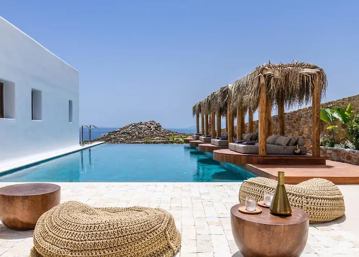 Charisma Hotel And Wellness Club