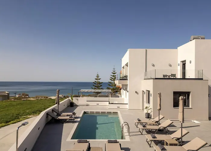 Villa Etoile - With Heated Pool And Sauna