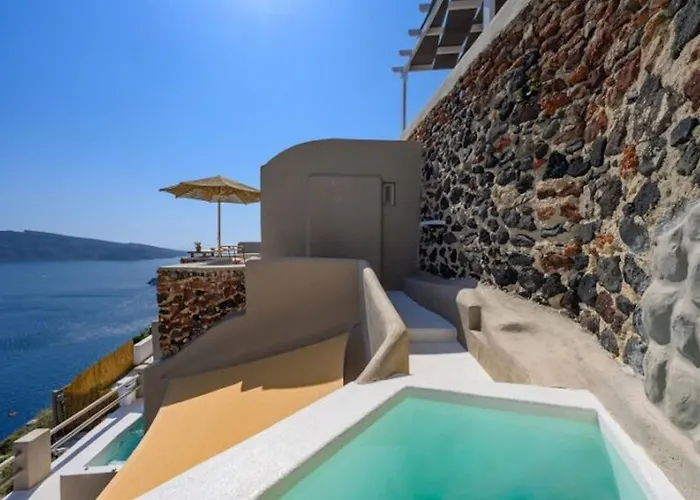 Beautiful Santorini Villa 1 Bedroom Villa Blissful Retreat Breathtaking Caldera Sea Views Outdoor Hot Tub Oia