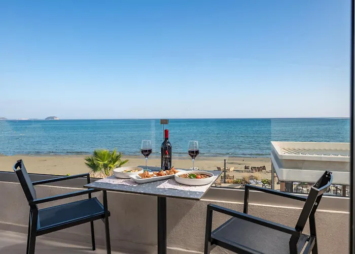 Horizon Apartments - Beachfront Luxury, By Zantewize