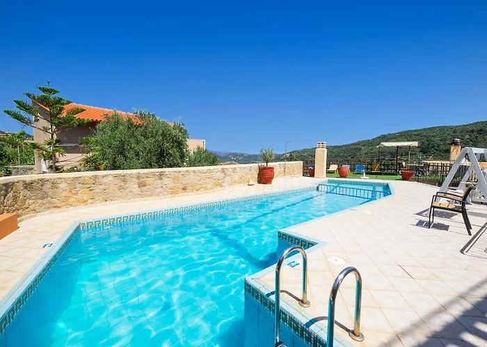 4-Bedroom Topolia House