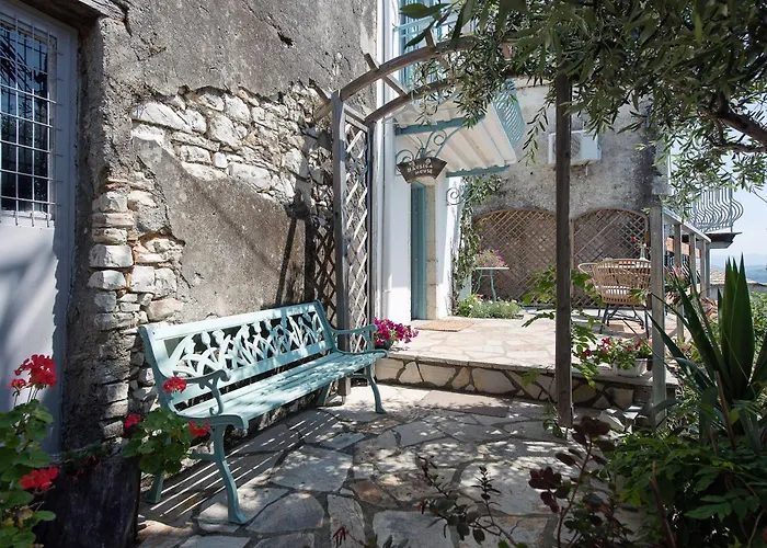 Nausica House