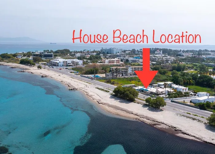 Sun & Waves Beachfront Suite