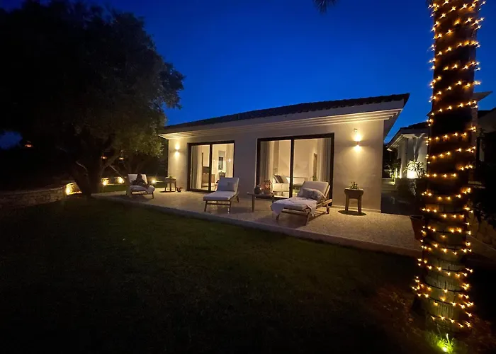 Polyxeni Suites